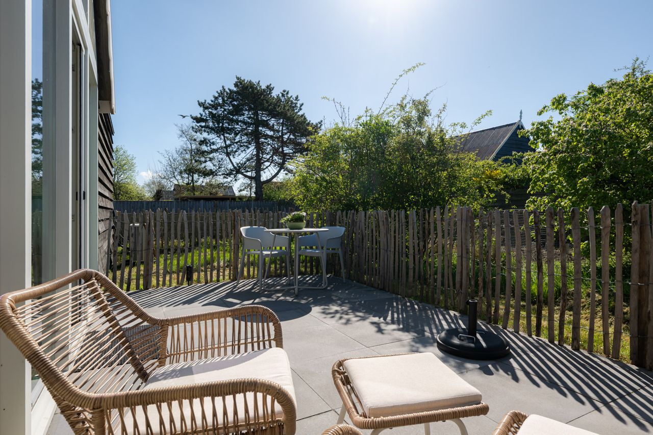Terras met tuinmeubilair